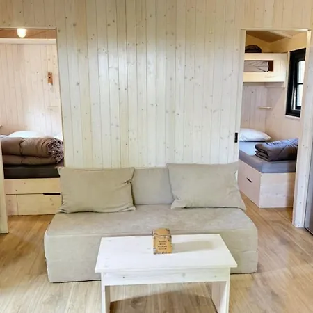 Sur Pilotis Avec Terrasse - 7 Pers. - Api-1-52-2217 *
